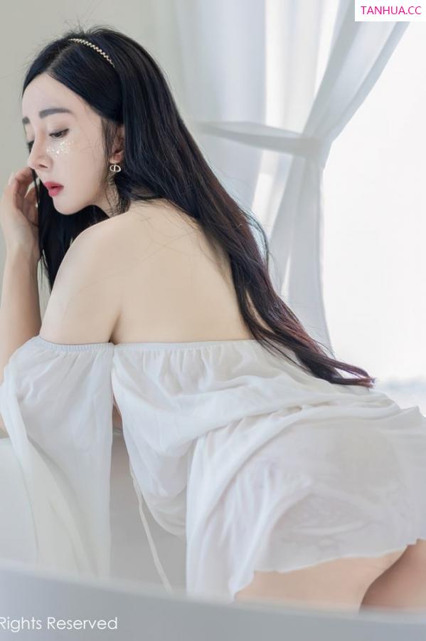 允薾  [XiuRen]高清写真图 2022.06.24 No.5188 允薾第38张图片